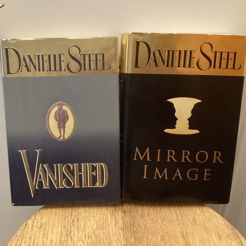 Vanished & Mirror Image By Danielle Steel books Hardcover